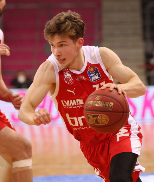 定常规赛第 定常规赛第