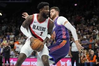 左脚中卫 左脚中卫