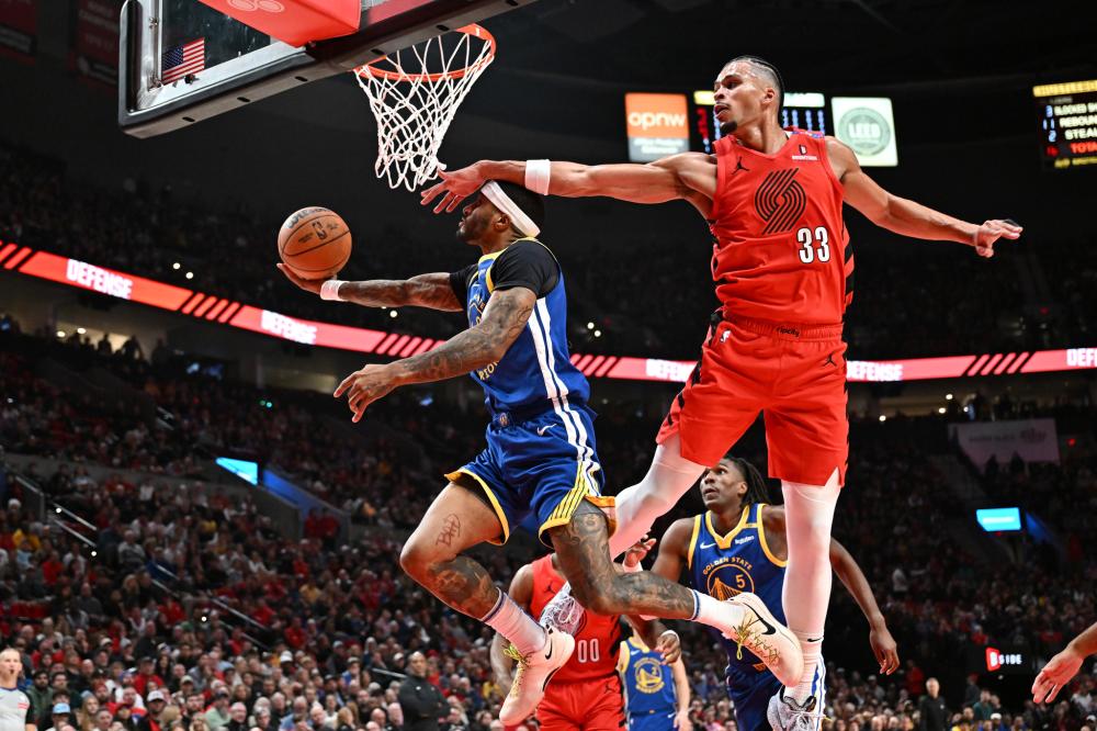 比分依然僵 比分依然僵